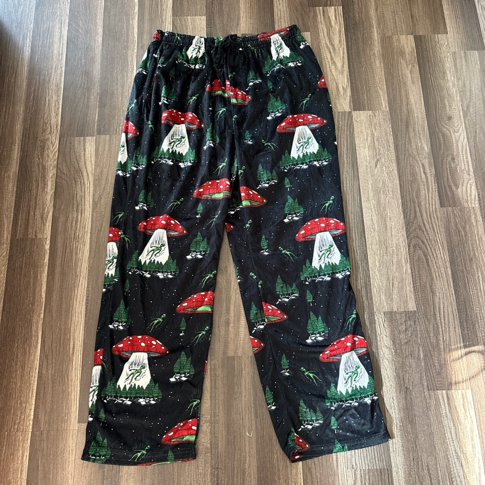 Property of bottoms out men's pj pants alien mushroom